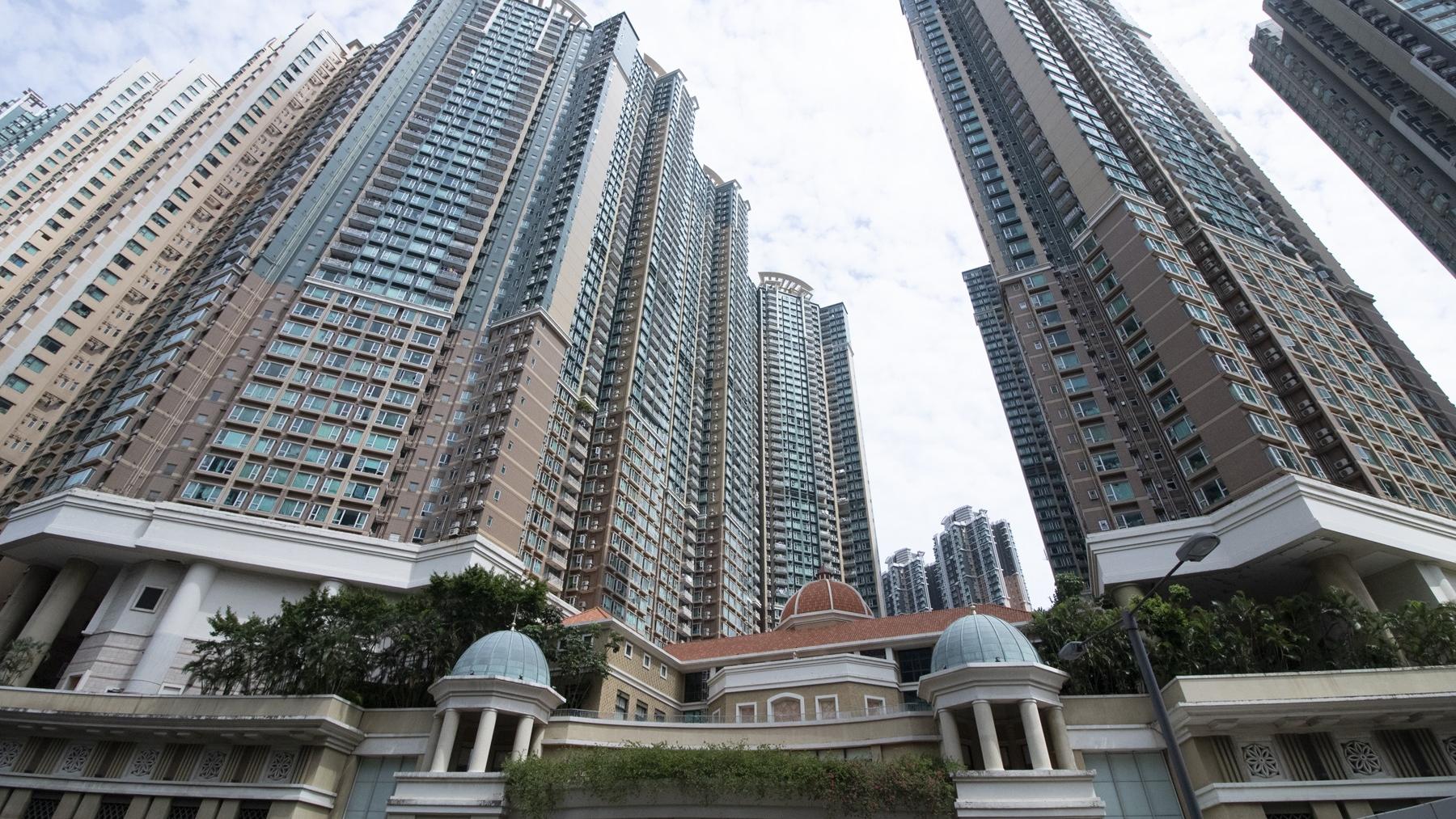 見樓市回穩租客變業主 斥743萬購泓景臺兩房｜二手樓成交