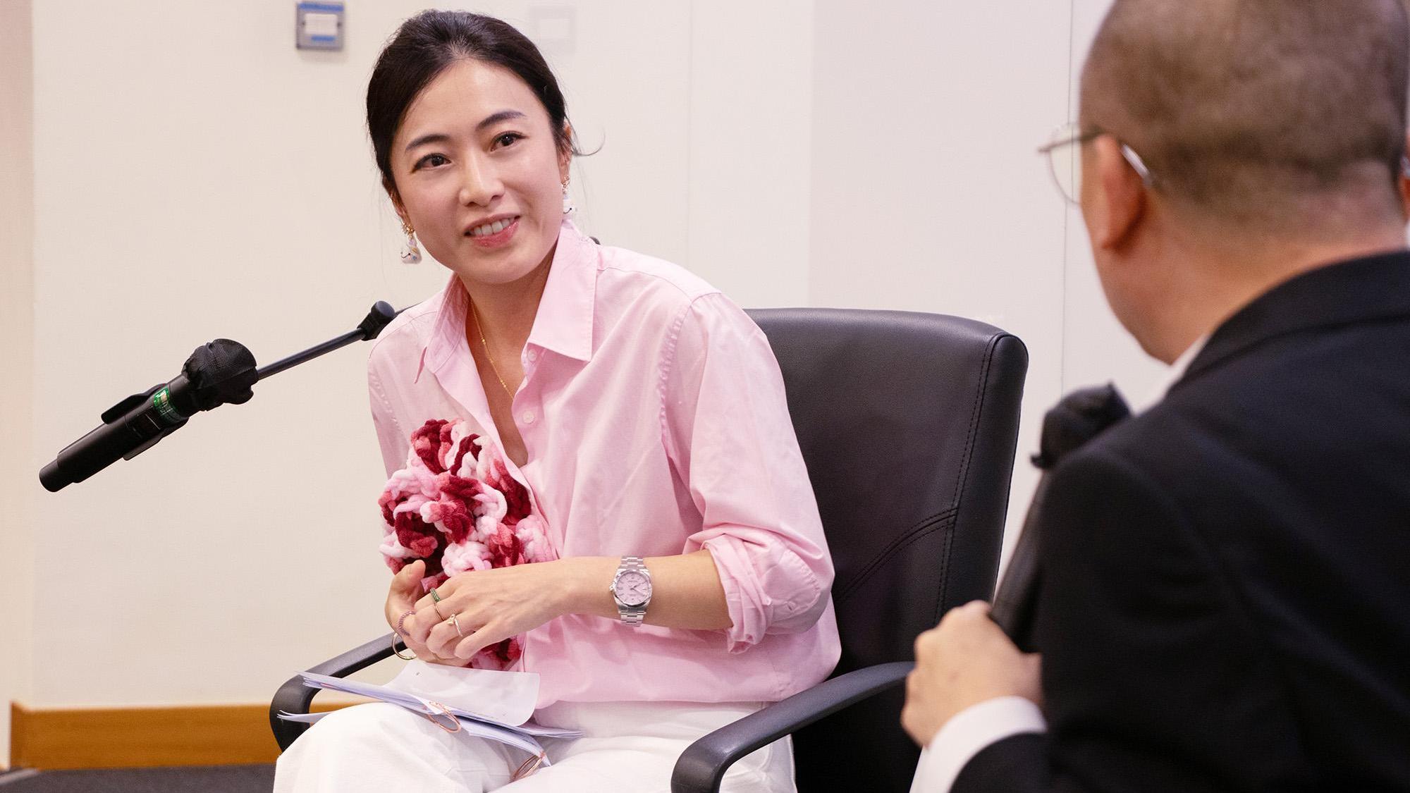 甘比以2,100萬元沽出壹環極高層套三房戶，11年貶值約170萬元或7.5%。(資料圖片)