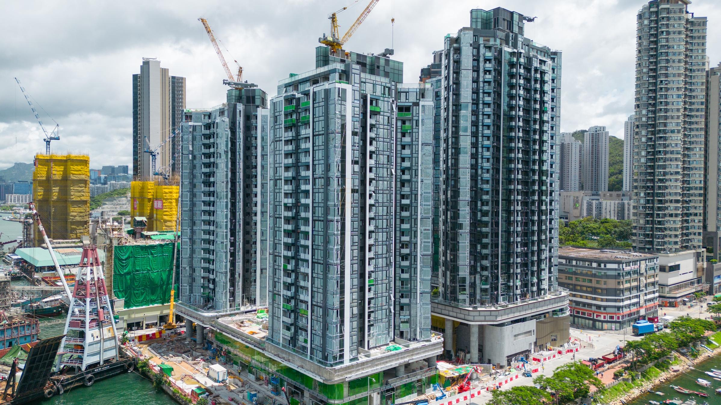 蔚藍東岸本月暫撻4伙 新錄一房買家損失近34萬｜新盤撻訂 