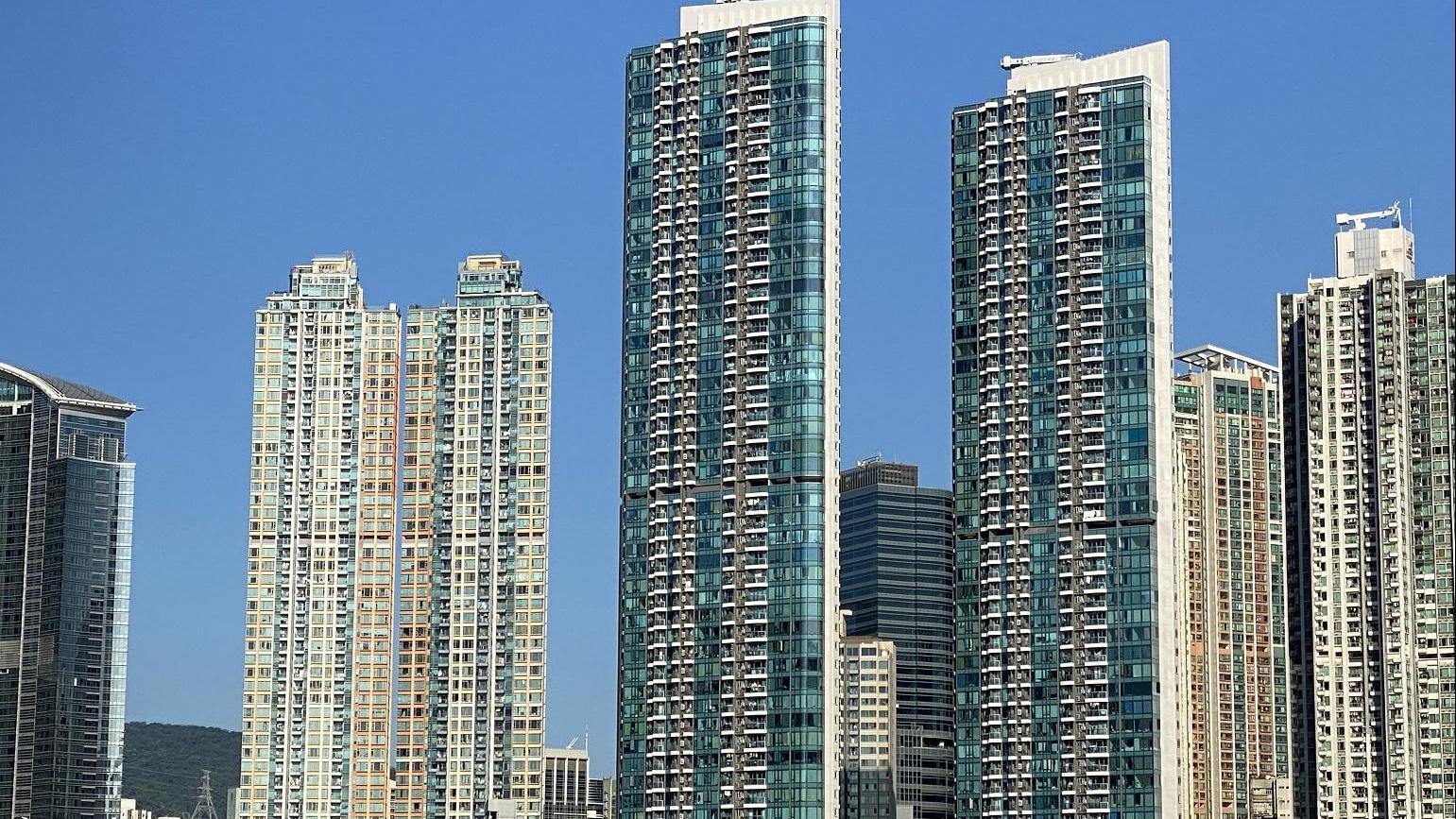 荃灣柏傲灣最新錄套四房海景大單位成交，外區換樓客以2,530萬元承接。