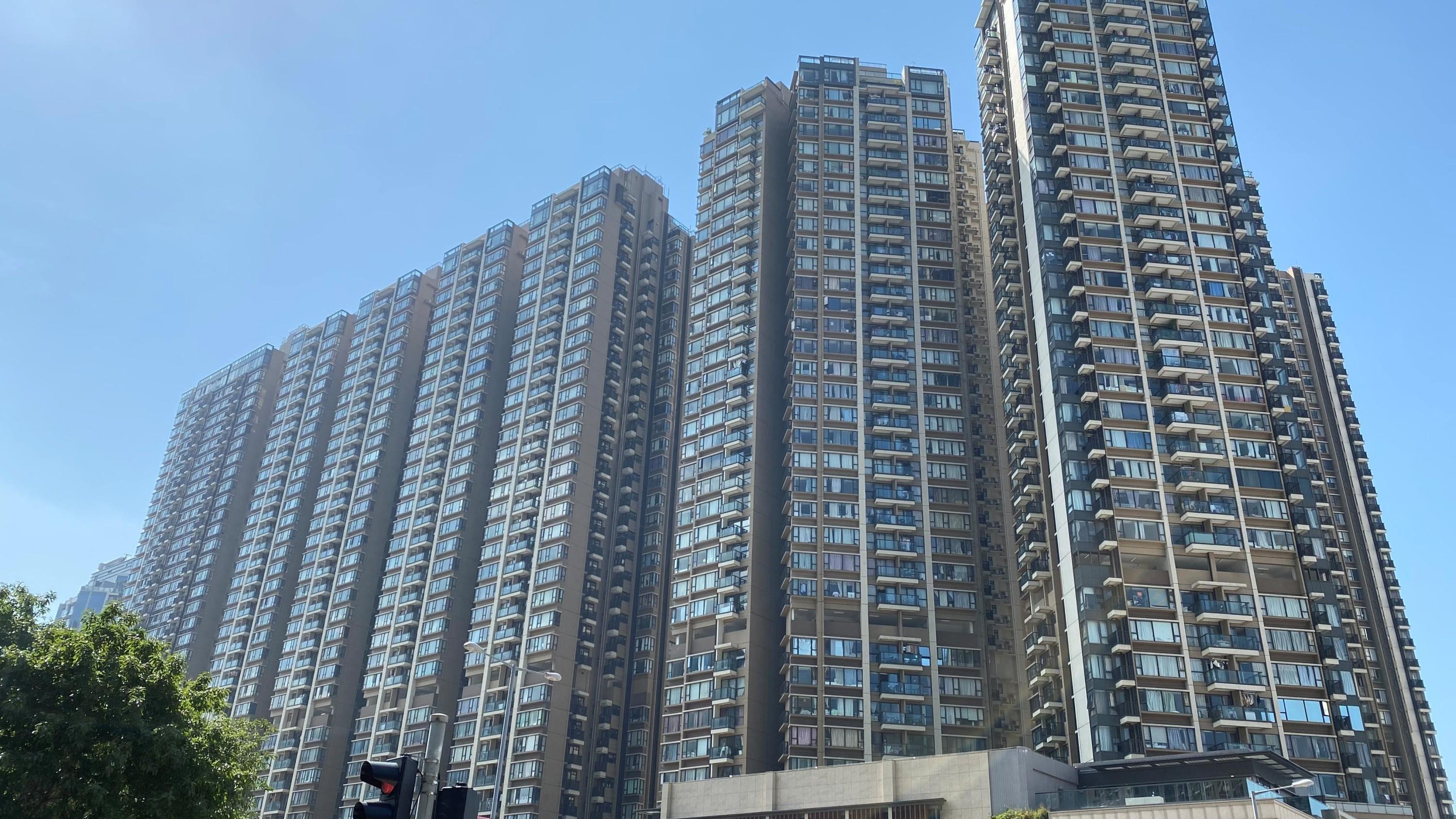 東涌昇薈套四房連租約內園戶，獲投資者在沒有睇樓情況下，以1,360萬元承接，租金回報約有3厘。