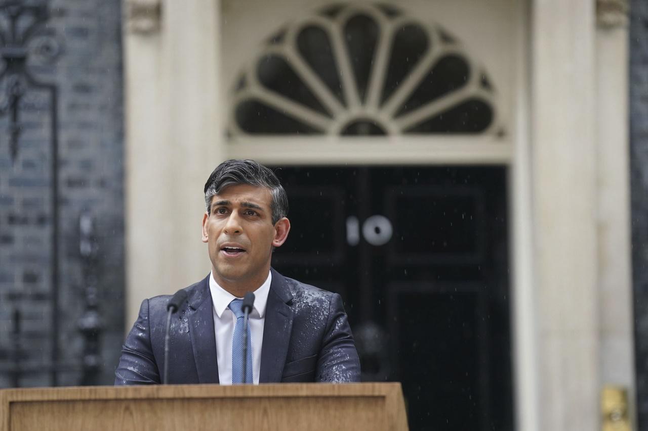 英國提前7月4日舉行大選，辛偉誠：是時候決定國家的未來。(AP)