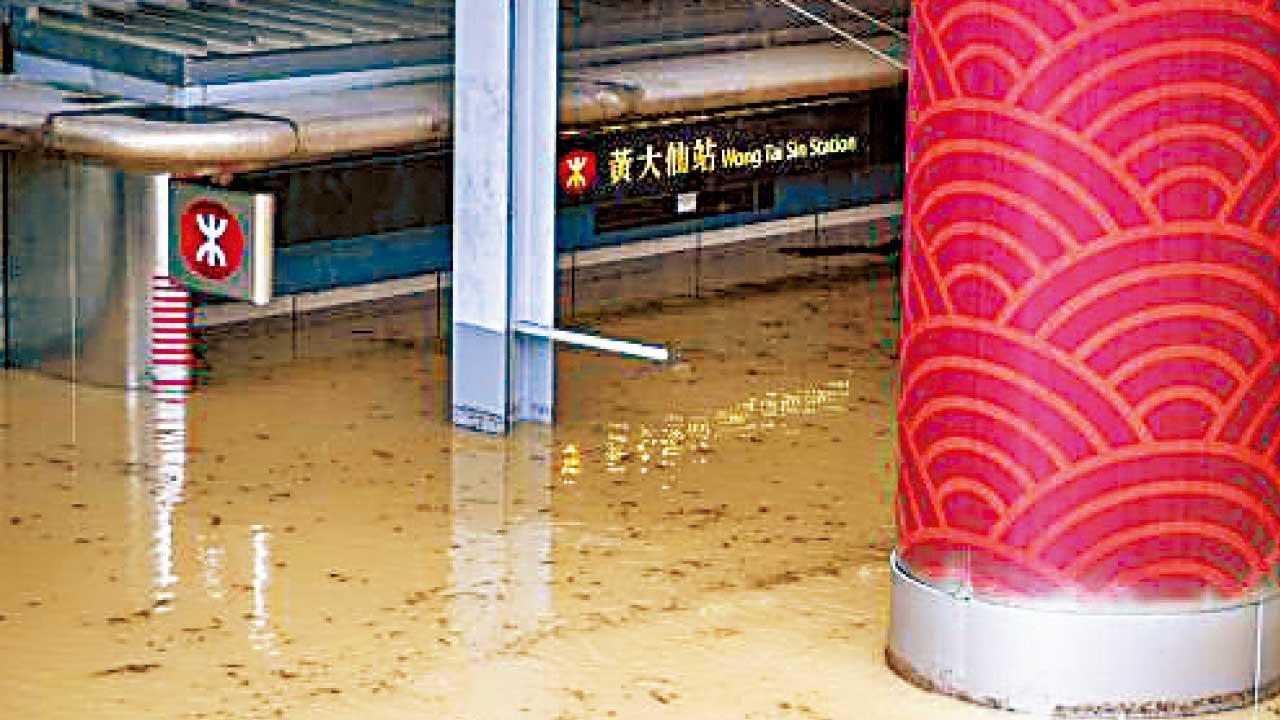 世紀暴雨隨時來襲 渠務署超前部署雨季防洪 加強應用科技監測 倍增應變隊善後