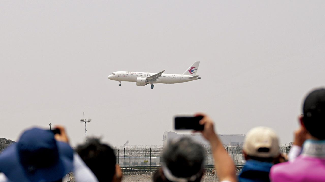 國產C919商業運營一周年 下月一日包機 首飛本港上海