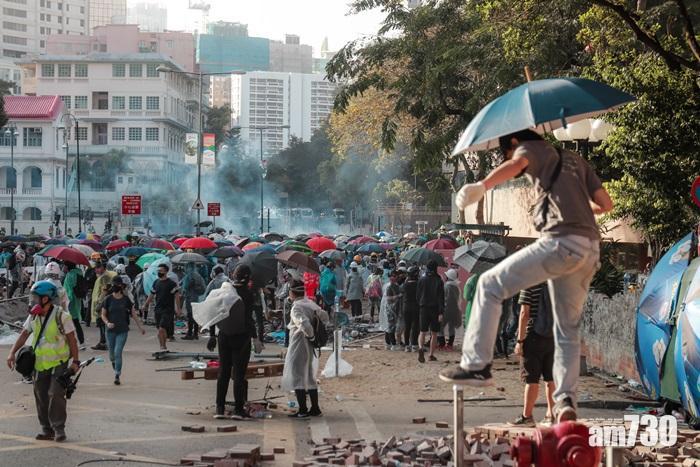 理大衝突｜3人暴動罪成下月求情　1人罪脫因工作取車被警員截停