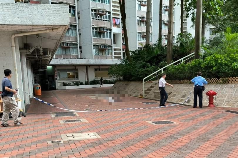 珍惜生命｜黃大仙竹園北邨六旬男子墮樓，當場不治。(讀者提供)