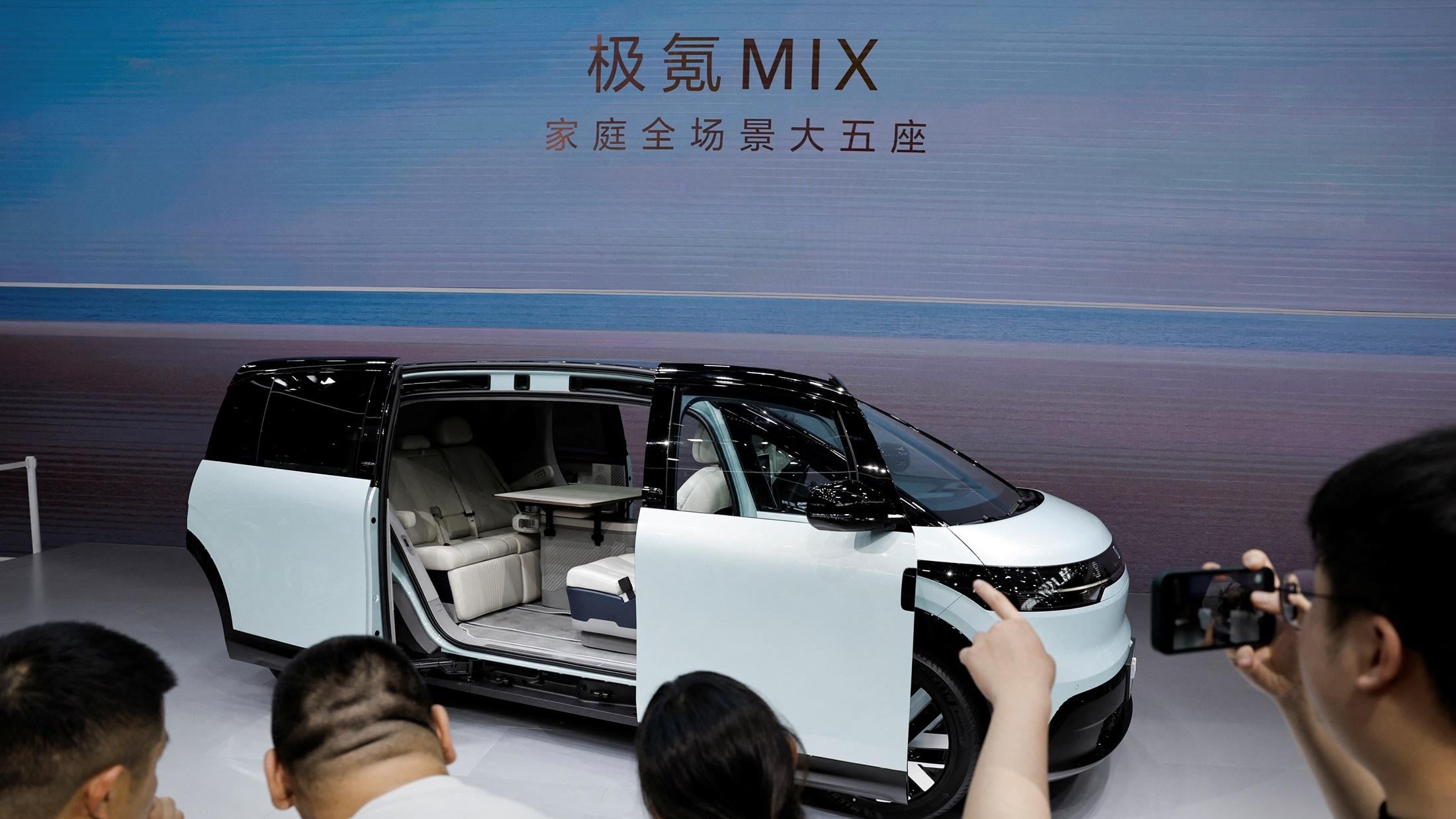 企業數據｜內地車股4月銷量齊升 吉利增39% 蔚小理邊間最勁