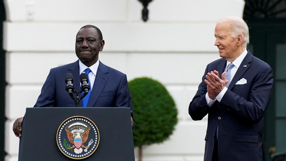 肯雅總統魯托早前訪美與拜登在白宮會面。(路透社)