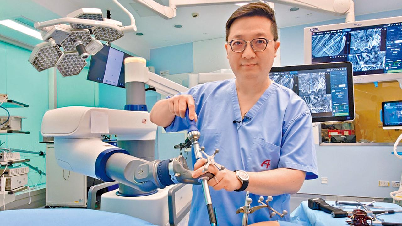 脊椎、膝關節機械臂手術 減痛楚、快康復