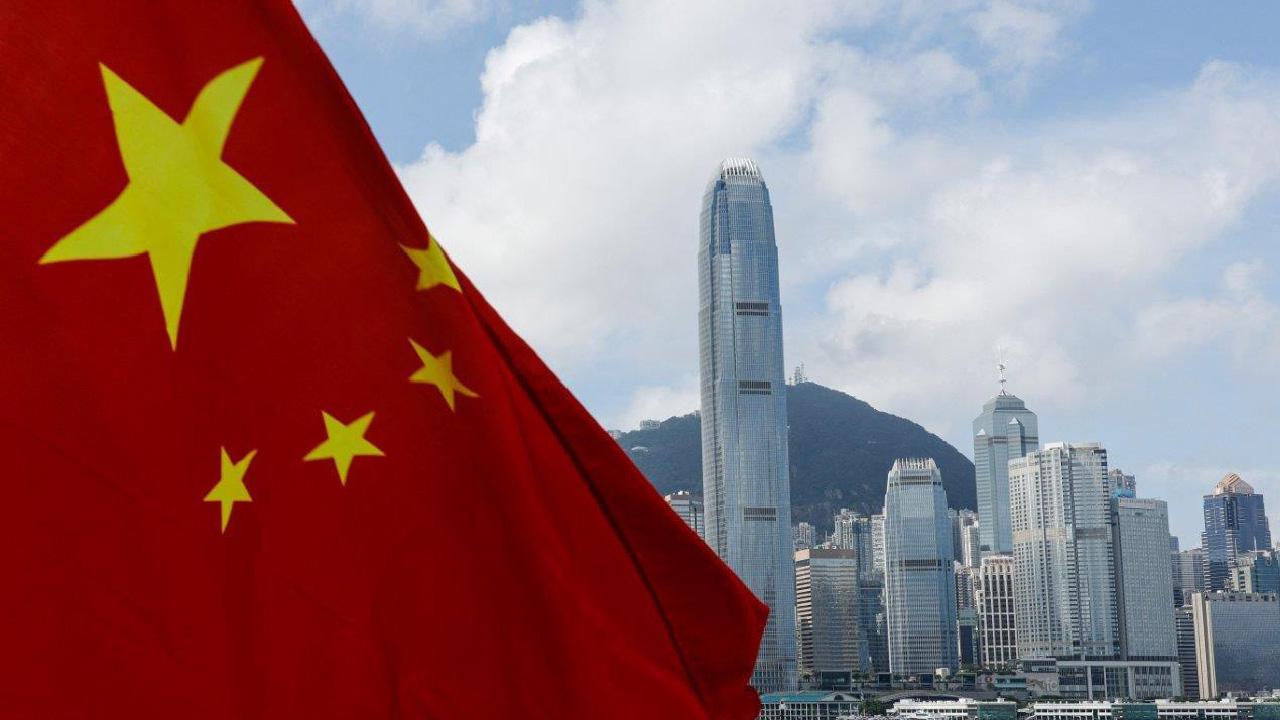 教導年輕人正確對待國歌