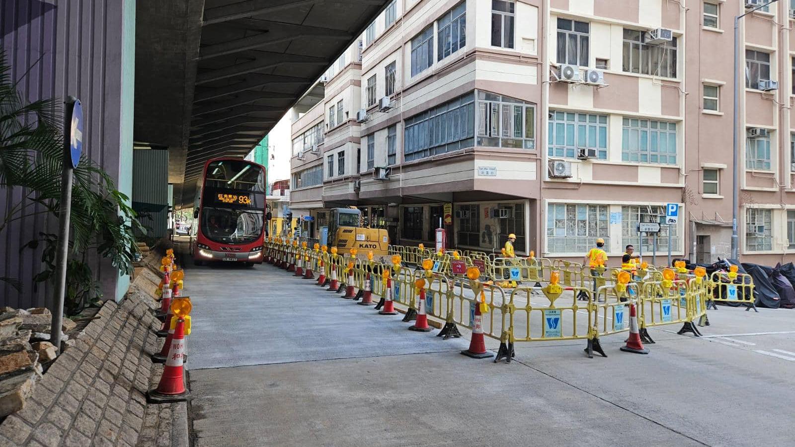 水務署:漆咸道北往尖沙嘴方向快線重開 料周末前全面開放兩條行車線