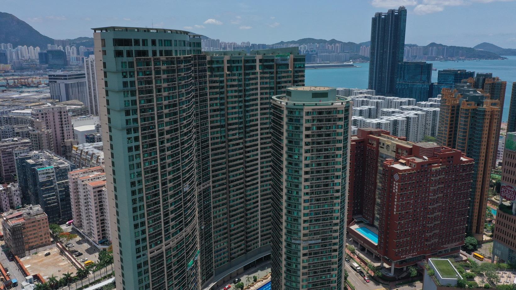 放盤2月減價百萬！半島豪庭極高層兩房呎售1.8萬獲換樓客接貨｜二手樓成交