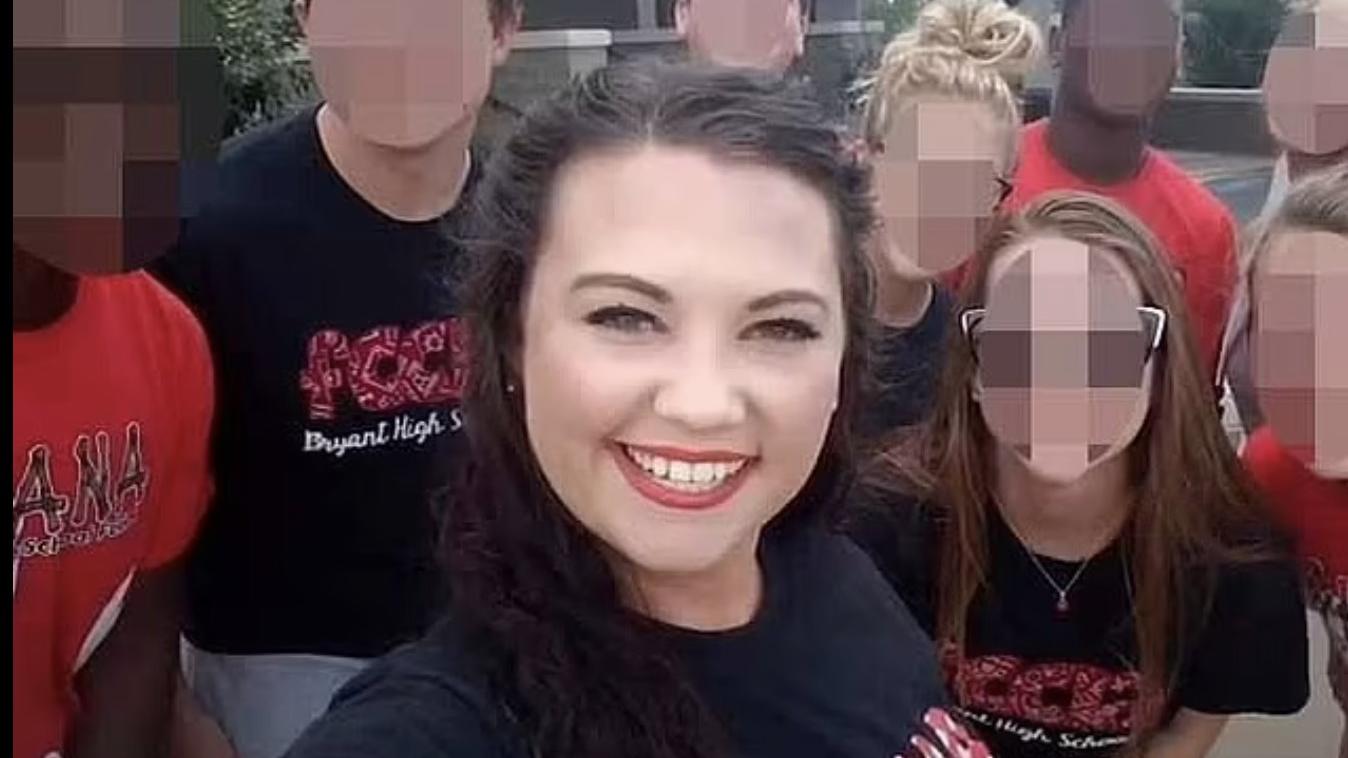 女教師涉出軌17歲學生　 遭判有期徒刑20年