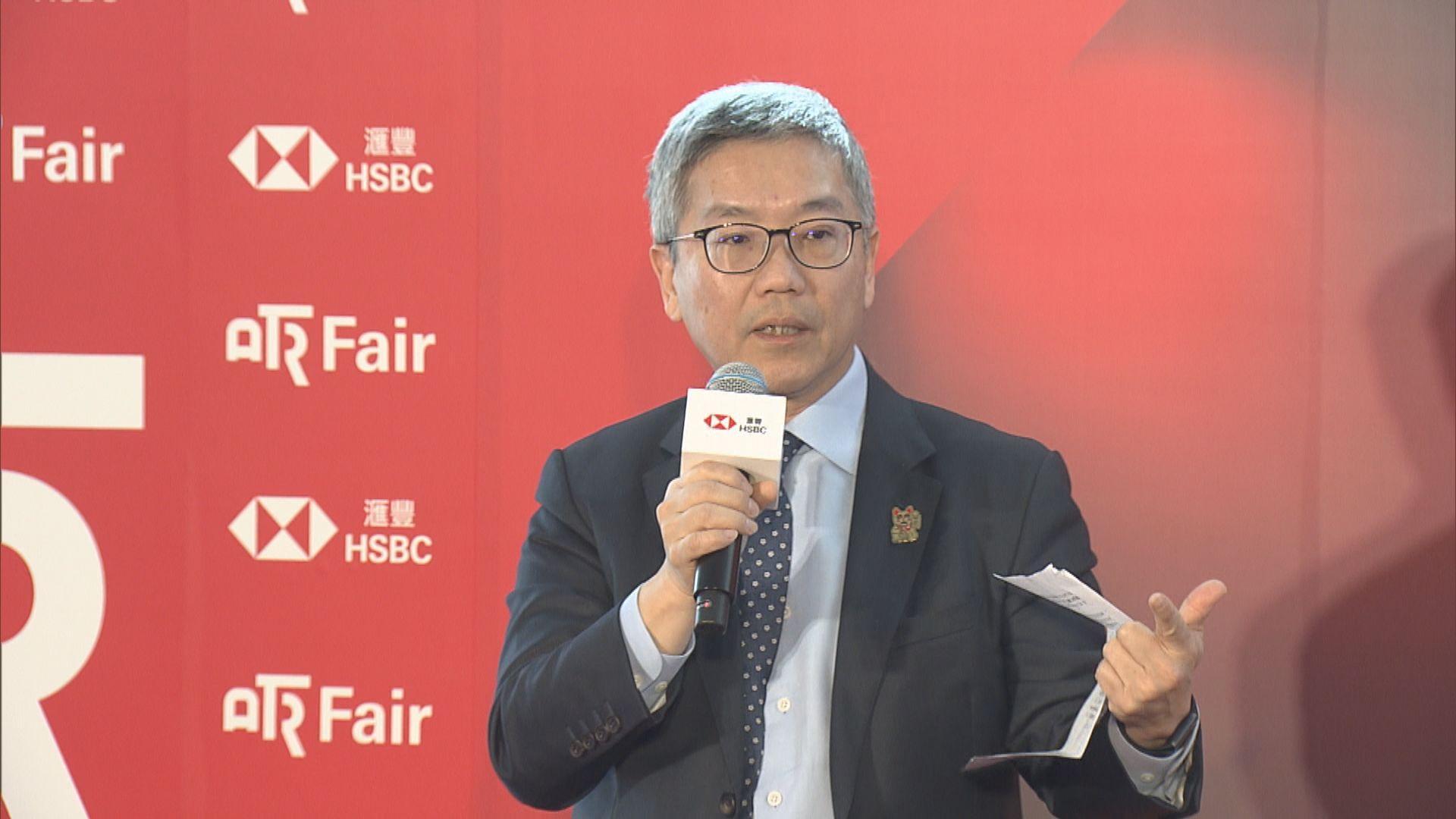 金管局阮國恒據報獲延長任兩年，已達退休年齡界線60歲。(資料圖片)