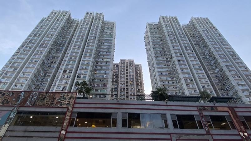 沙田希爾頓中心三房8年升值1.4倍 首置客議價8%入市｜二手樓成交