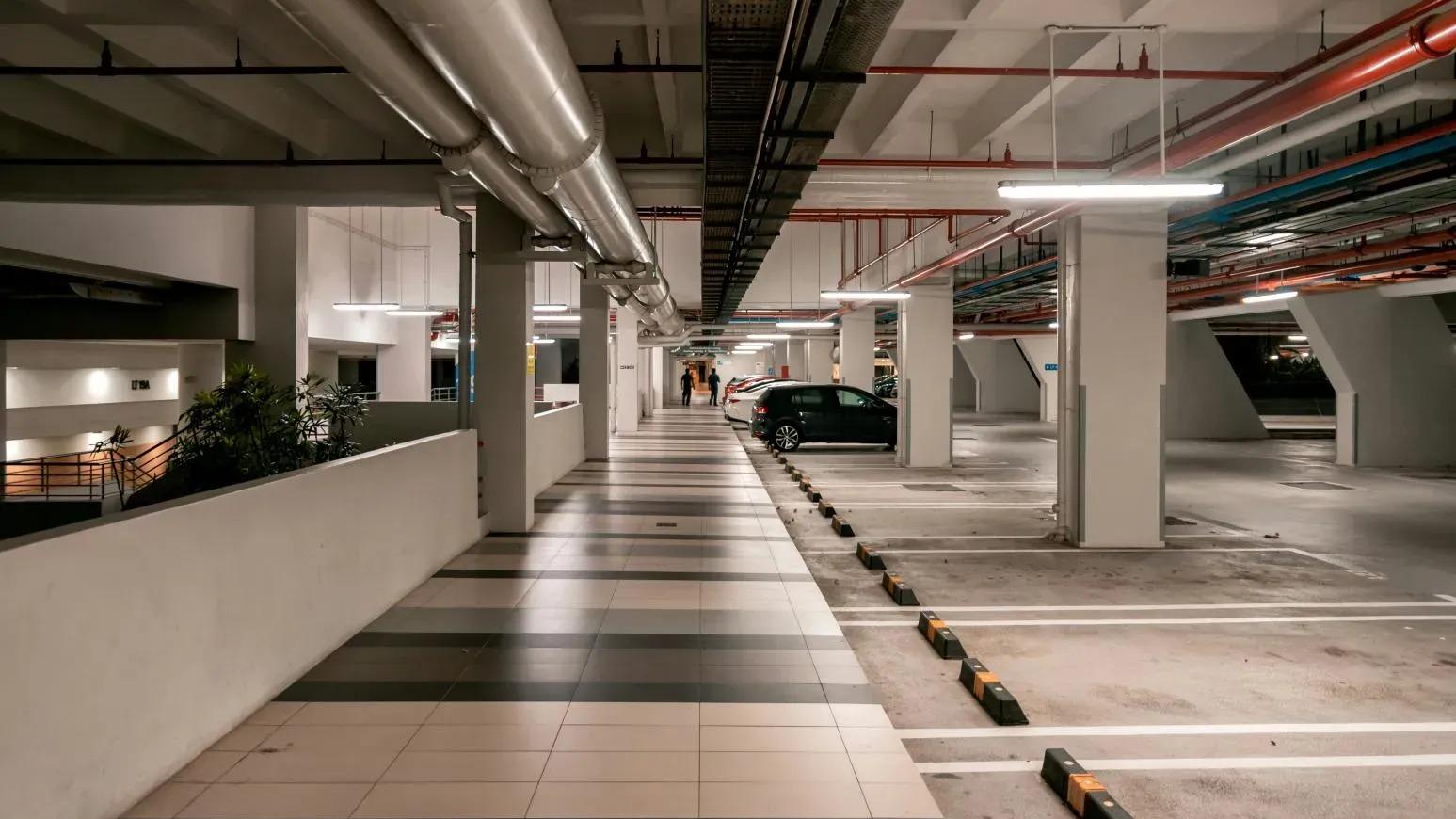 炒房客囤大量停車位閒置未認領　遭社區業委會擅自轉租他人