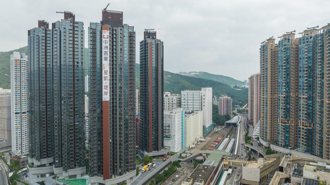 內地家庭客為方便小朋友上學 斥3.85萬租鐵路盤三房套｜入伙盤租賃