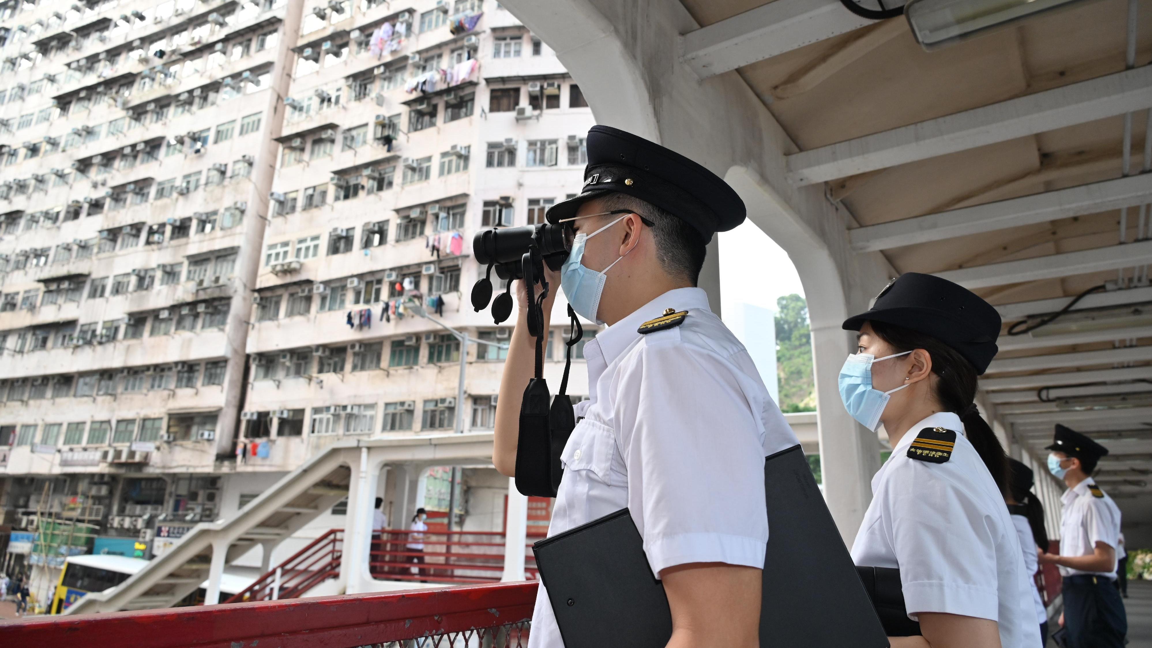 食環署打擊樓宇冷氣機滴水。