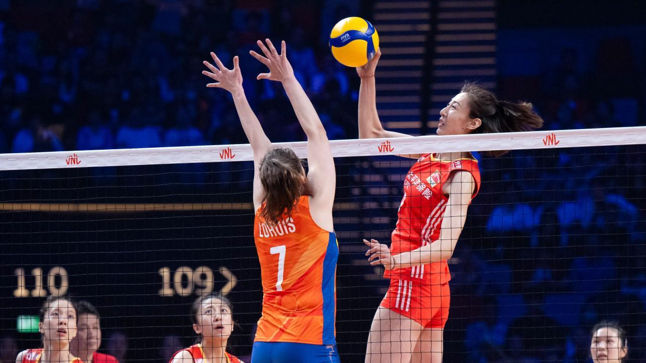 世界女排聯賽｜中國澳門站反勝荷蘭 朱婷後備上陣獲全場歡呼