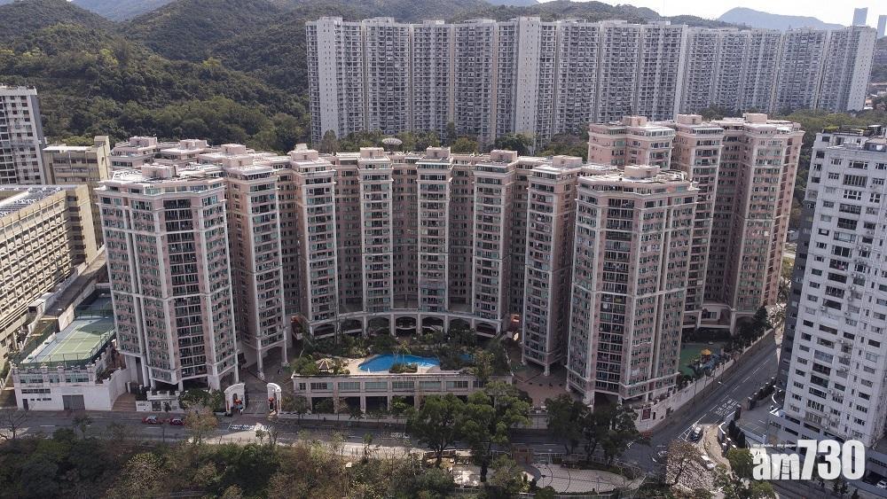 北角半山寶馬山花園低層套三房戶，最新租金為每月3.9萬元，呎租約46元。