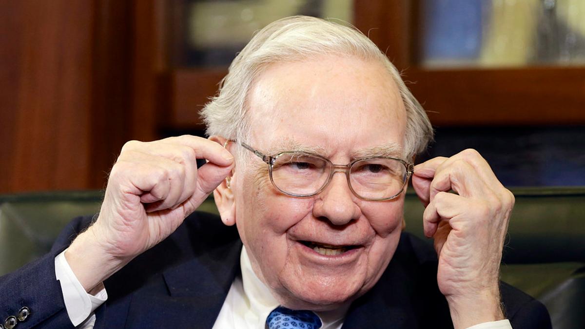 巴菲特旗下伯克希爾(BRK.A)閃崩99.97%，紐交所：所有錯誤交易無效。(資料圖片)