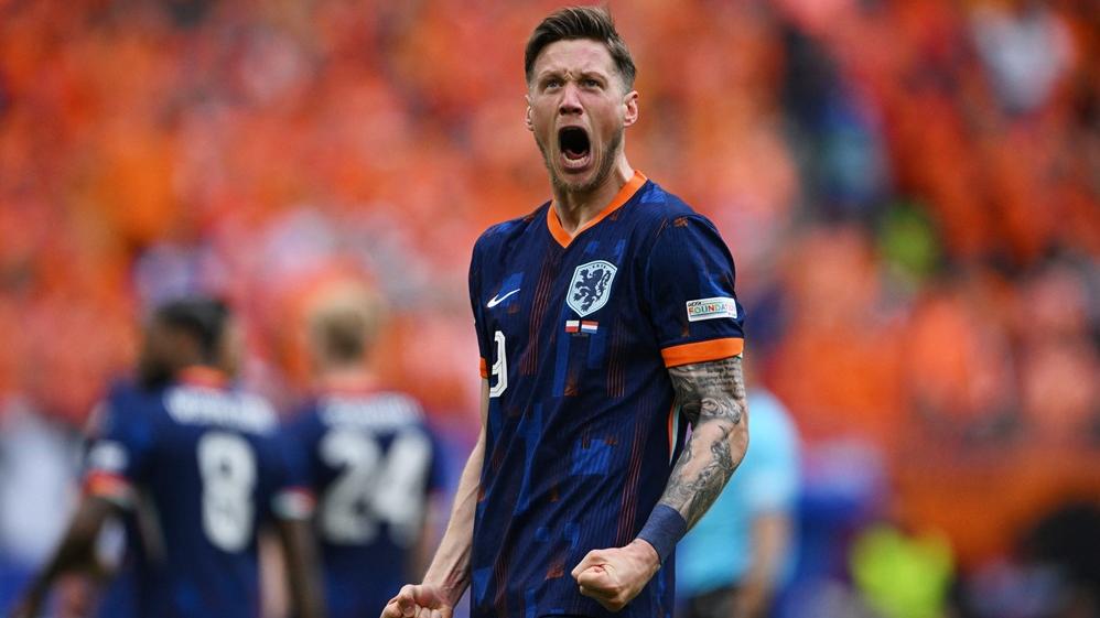 韋格荷斯為荷蘭攻入致勝一球反勝。(路透社)