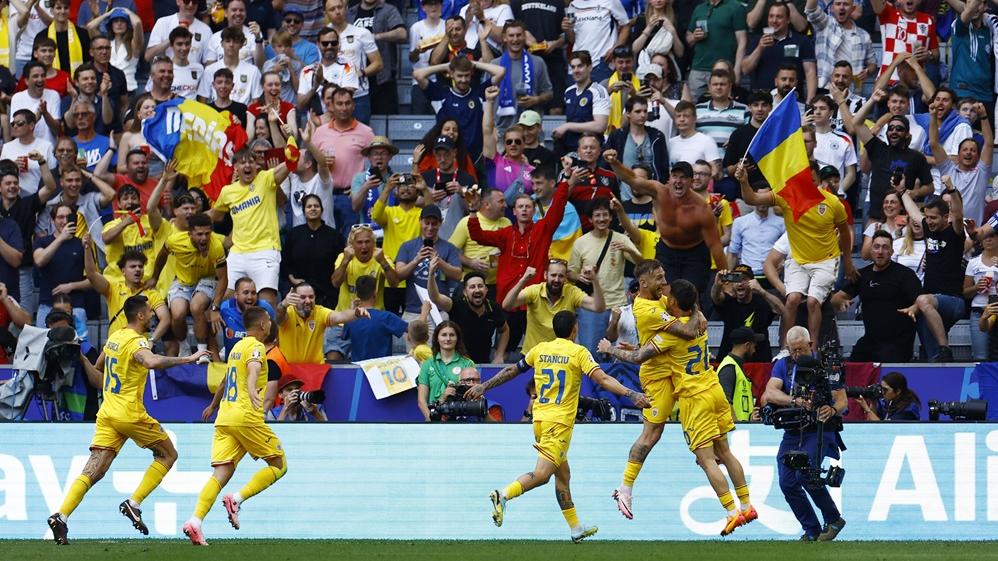 羅馬尼亞分組賽首戰大勝烏克蘭。(路透社)