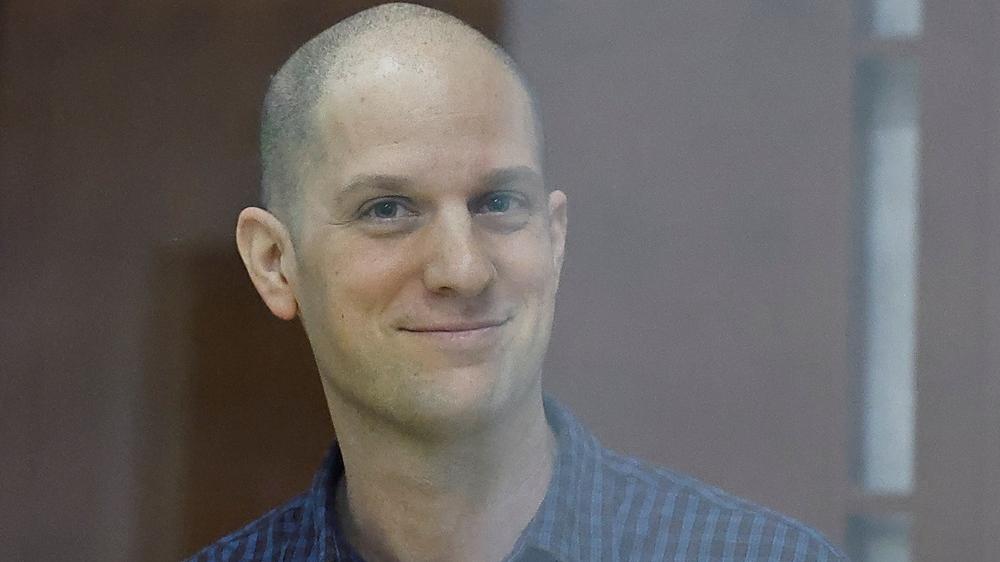 《華爾街日報》記者格爾什科維奇出席聆訊。(路透社)