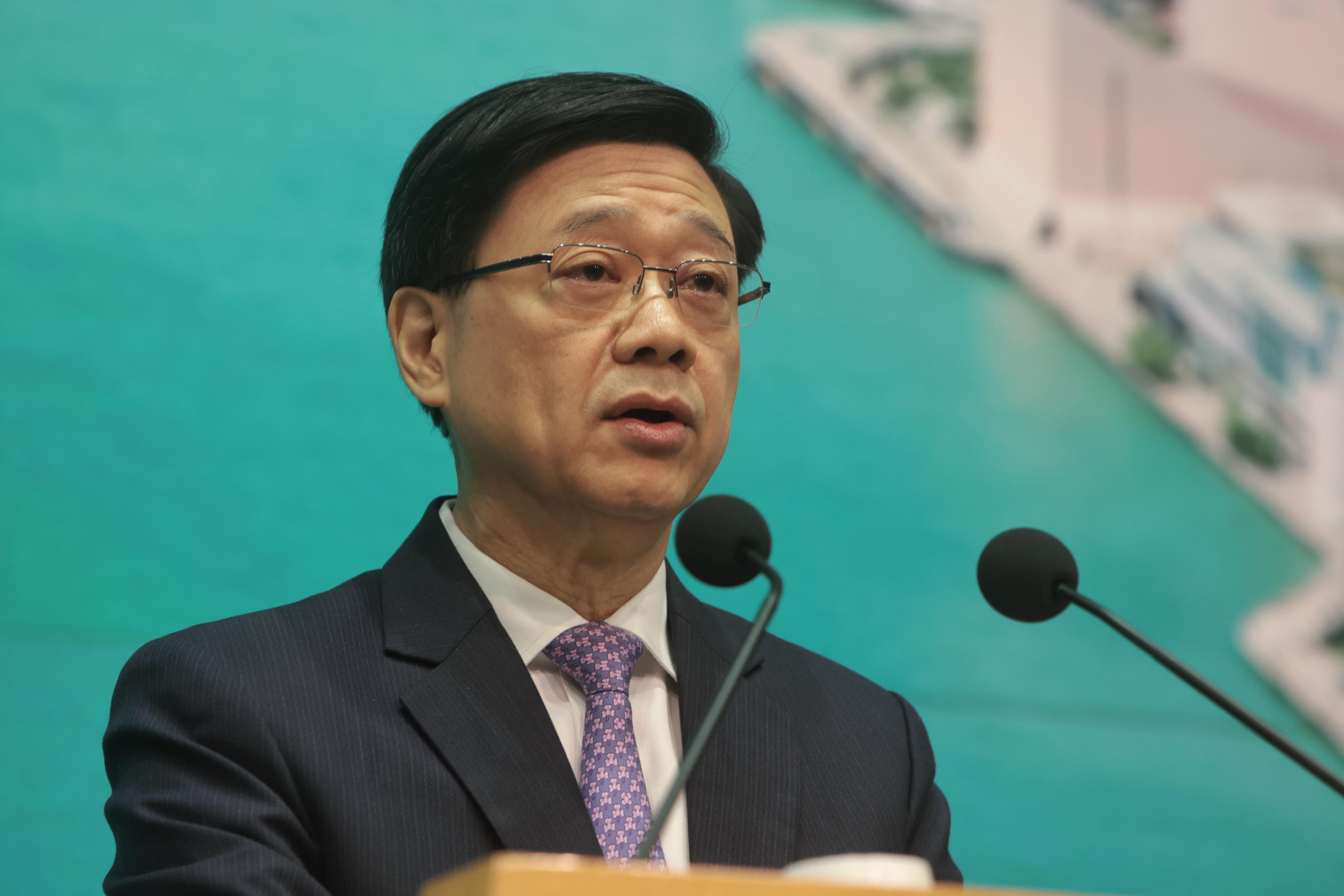 消息指李家超親自介入港大校政風波