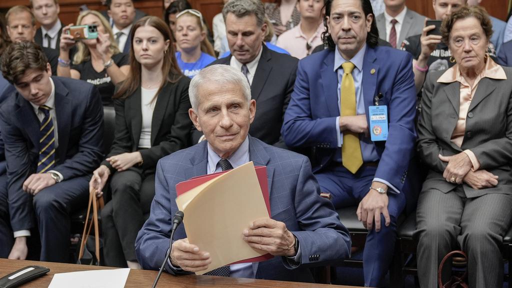 美新冠聽證會 福奇回首總結 2米社交距離原來無科學根據？點睇病毒源於中國陰謀論？