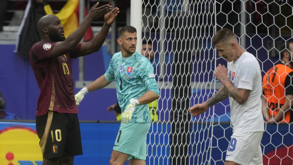 歐洲國家盃｜盧卡古兩食「詐糊」 全場多次失機  比利時爆大冷不敵斯洛伐克