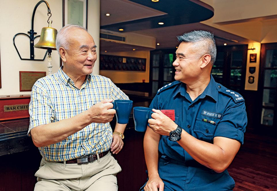  警察學院見習督察教官Patrick跟隨父親的步伐，投身警隊。(《警聲》)