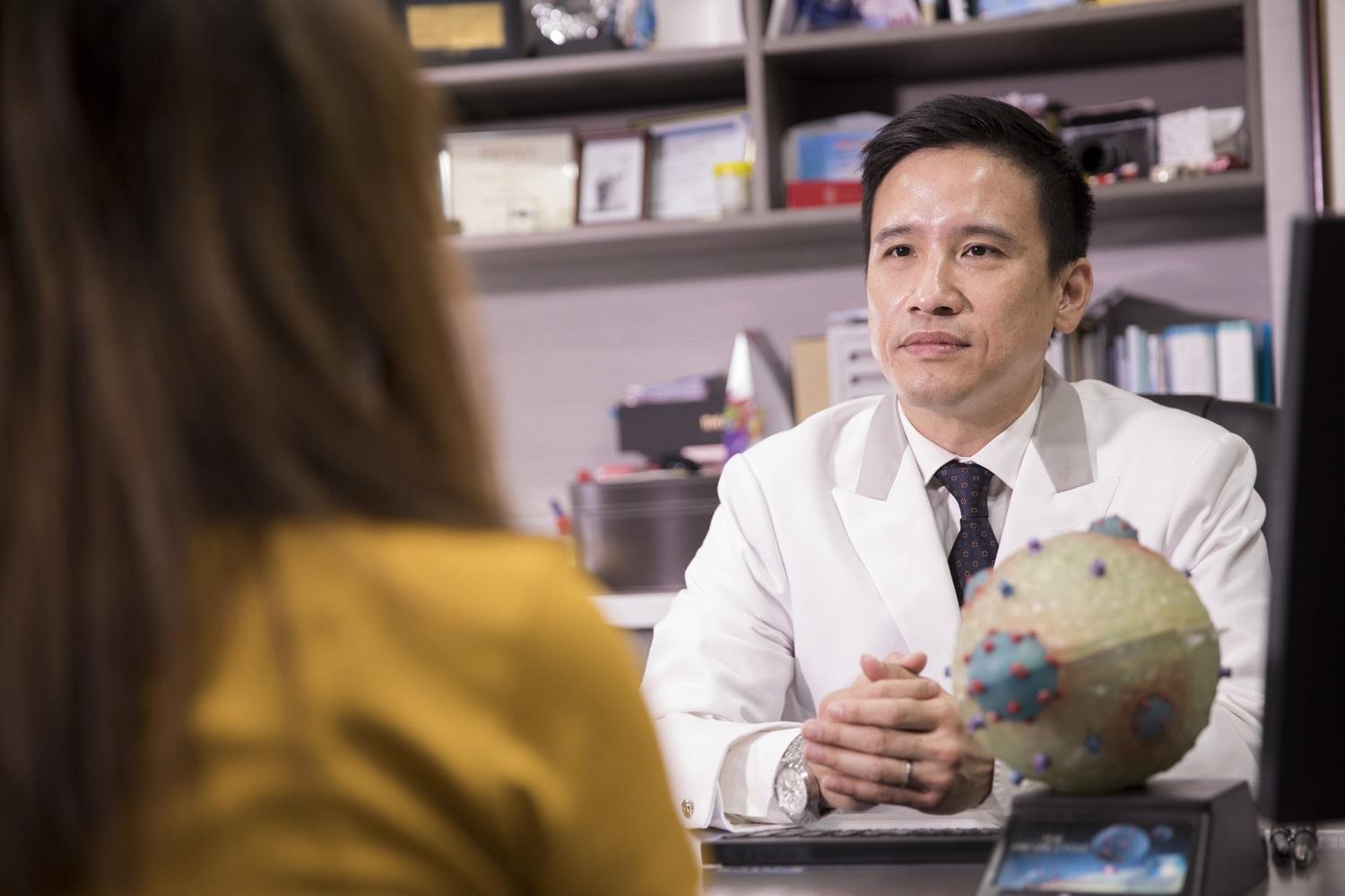 香港愛滋病基金會服務委員會副主席、感染及傳染病專科林緯遜醫生