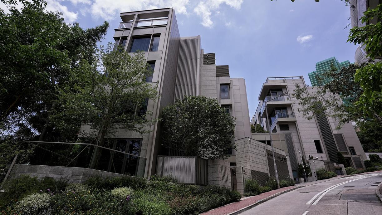 內地用家入市薄扶林碧麗軒洋房 逾1.58億標售 呎價3.46萬｜豪宅成交