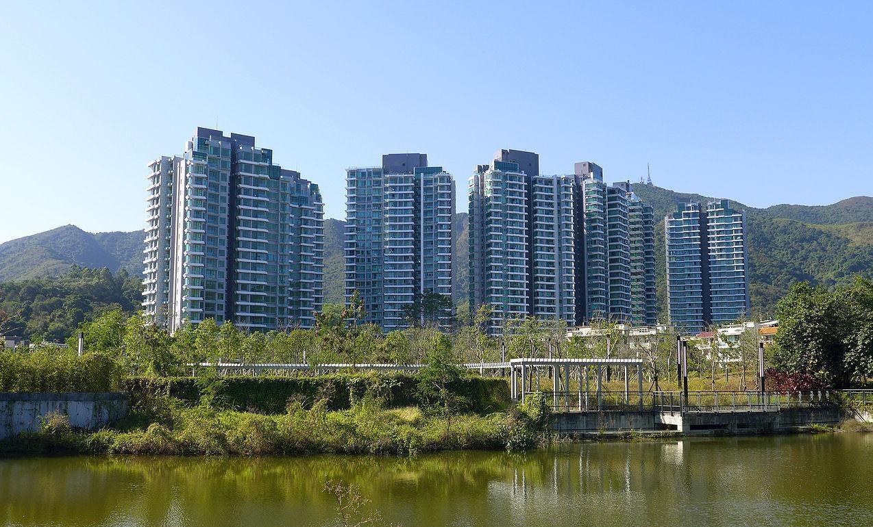 臨近暑假，開始踏入租賃旺季，4名內地女生以每月2.32萬元合租大埔嵐山套三房戶，涉及年租約逾27.8萬元。