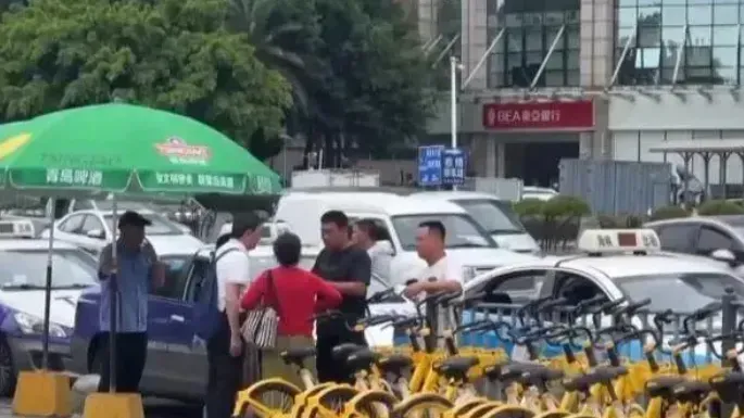 廈門鼓浪嶼現花式劏遊客　推銷搵笨套票　淡水珠冒充海水珠