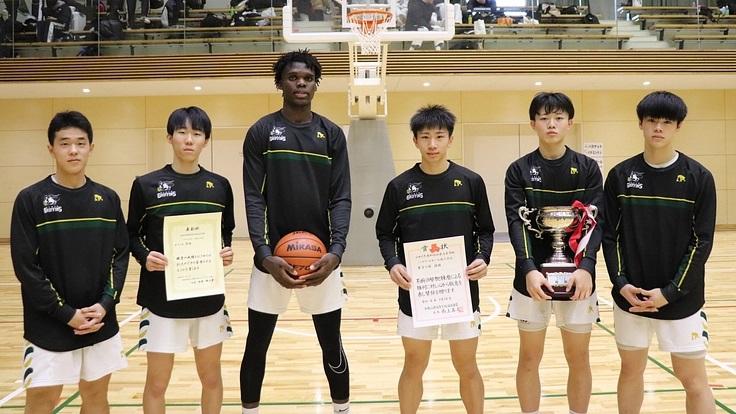 只有6名成員的和歌山南陵高校籃球隊在網上眾籌。(網上圖片)