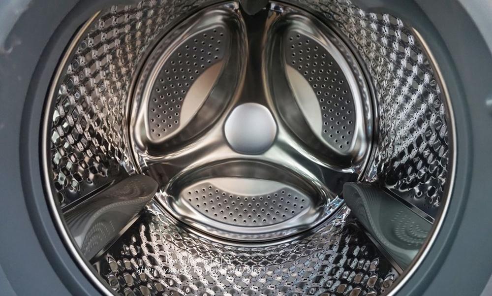 日本智障漢被2同事嫌臭，遭推入洗衣機攪拌。(資料圖片)