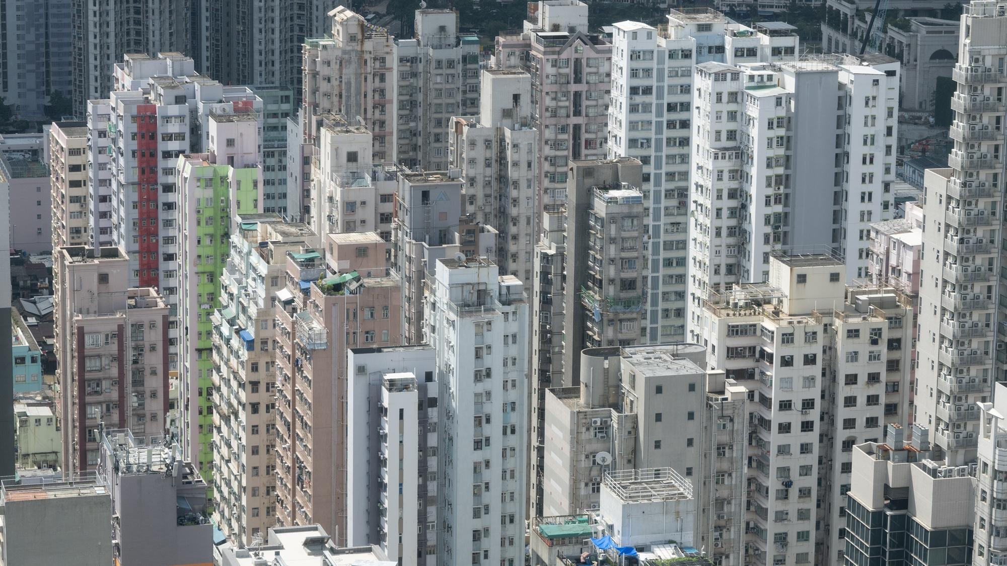 《建築物管理修訂條例草案》明年7月實施。(資料圖片)