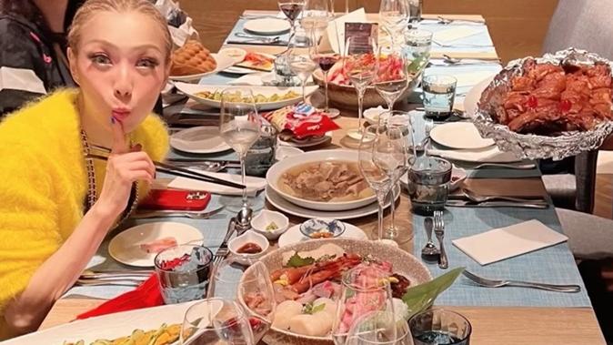 13場騷結束 鄭秀文：進行馬拉松式食嘢