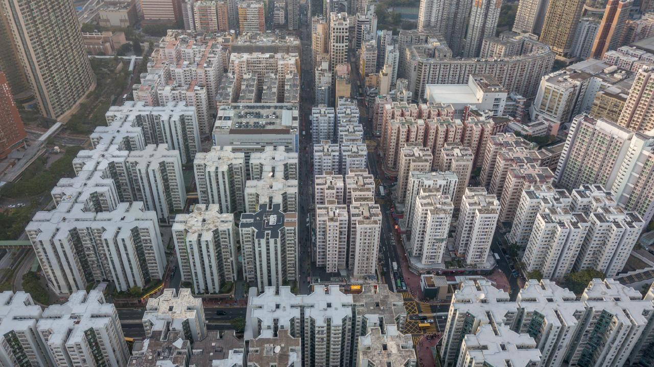 港人在住屋上的負擔