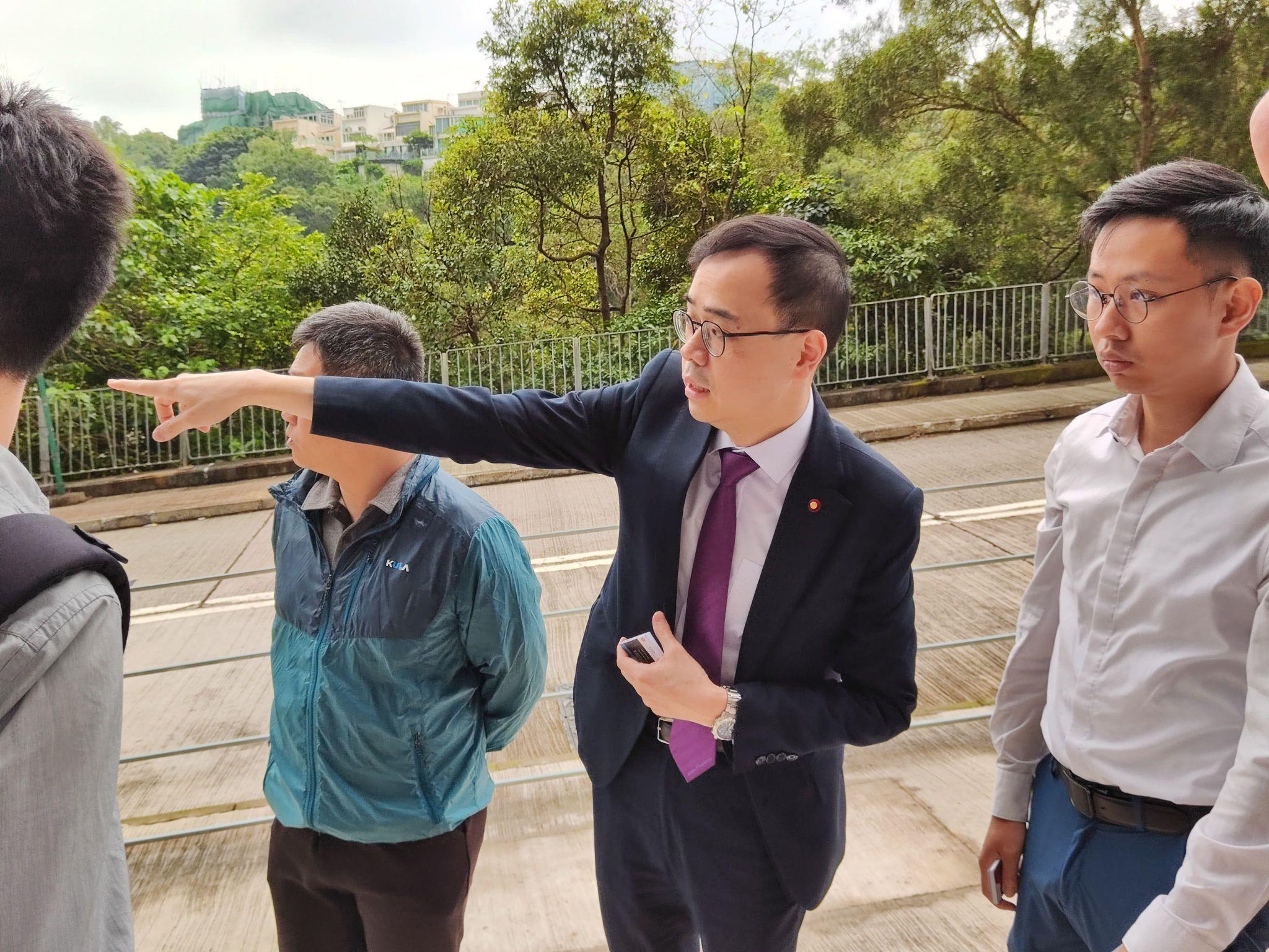 Ray Online｜會計界黃俊碩踩入陳克勤地頭處理居民求助惹爭議　解釋指一直有跟進