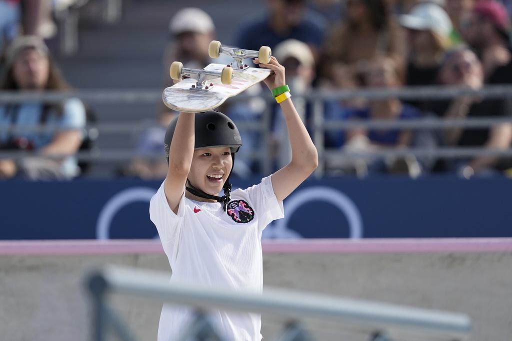 巴黎奧運｜日本14歲吉澤戀滑板女子街式奪金　隊友15歲赤間凜音奪銀