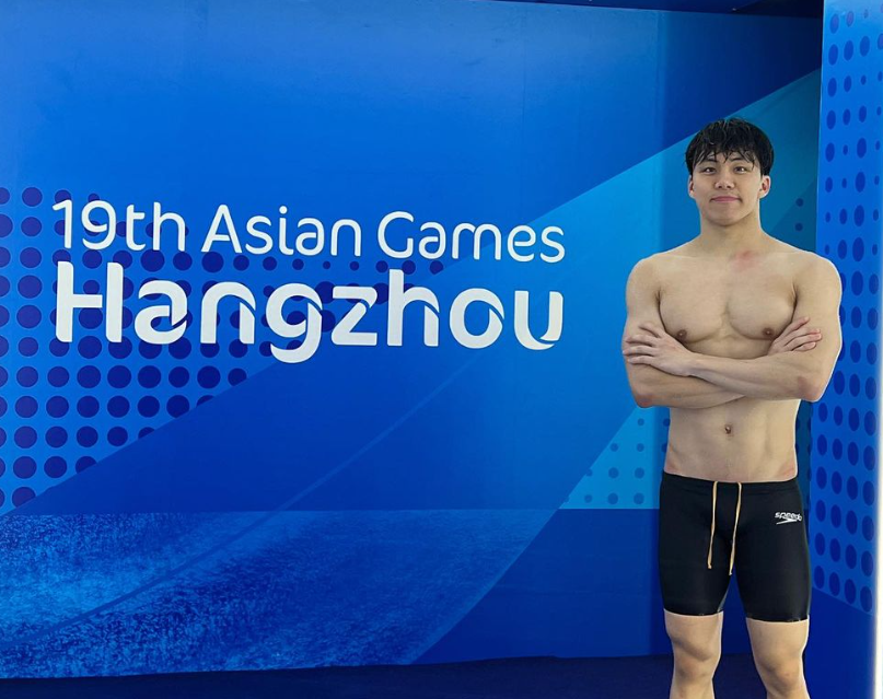 「小飛魚」卓銘浩控訴遭踢出港隊，坦言不知道違反那些規定。(卓銘浩IG)