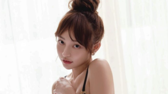 林襄寫真集靚相「鏤空內衣」IG吸11萬Likes 今日秋葉原辦見面會