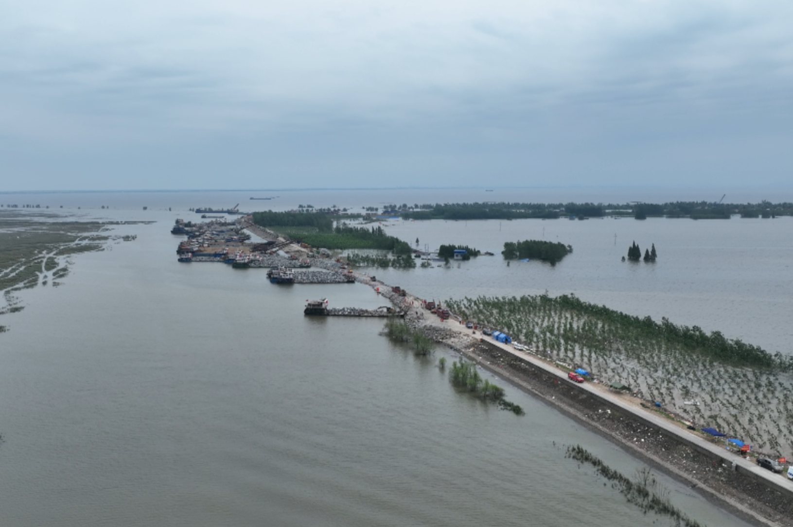 洞庭湖全線退出警戒水位 (央視新聞圖片)