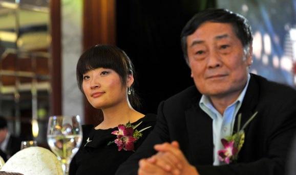 娃哈哈權鬥｜宗馥莉辭職7日後 經股東友好協商 續履行管理職責