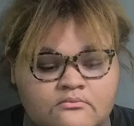 美國少女初見網戀男友臨陣退縮　謊報懷孕下遭施襲