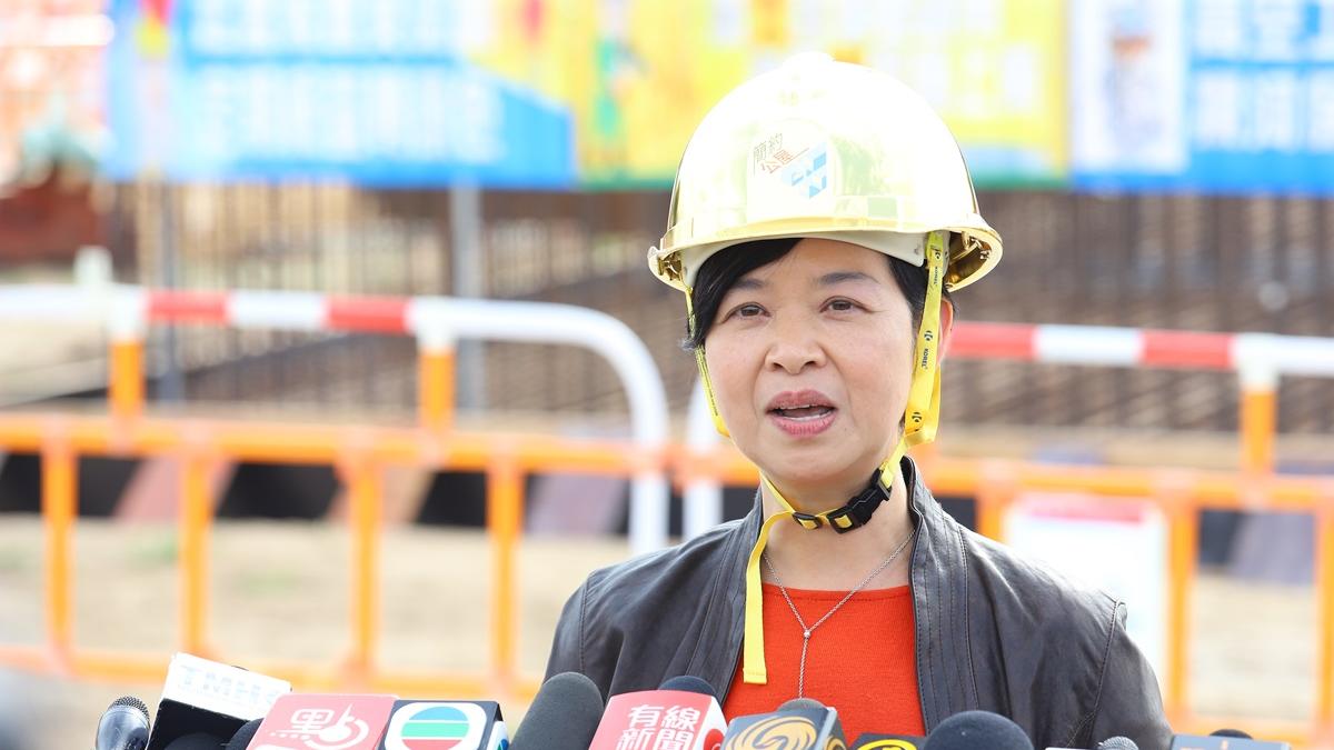 何永賢表示，目前已經接獲逾9,600宗簡約公屋申請。(資料圖片)