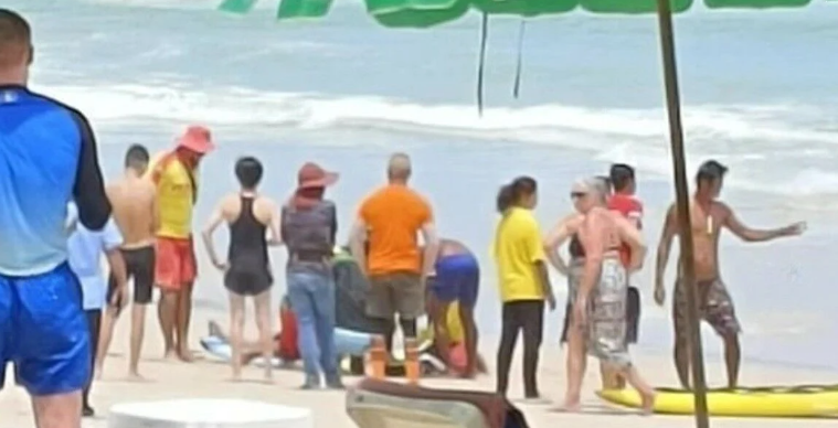 泰國傳媒報道，布吉島芭東海灘（Patong Beach）周三(7月31日)有一名52歲中國籍香港男遊客遇溺，送院搶救後不治。(網上圖片)